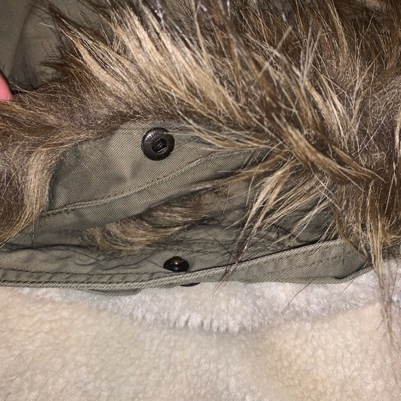 Women's | Hollister | size medium | full length | olive green | coat | jacket ๐ - Picture 6 of 9